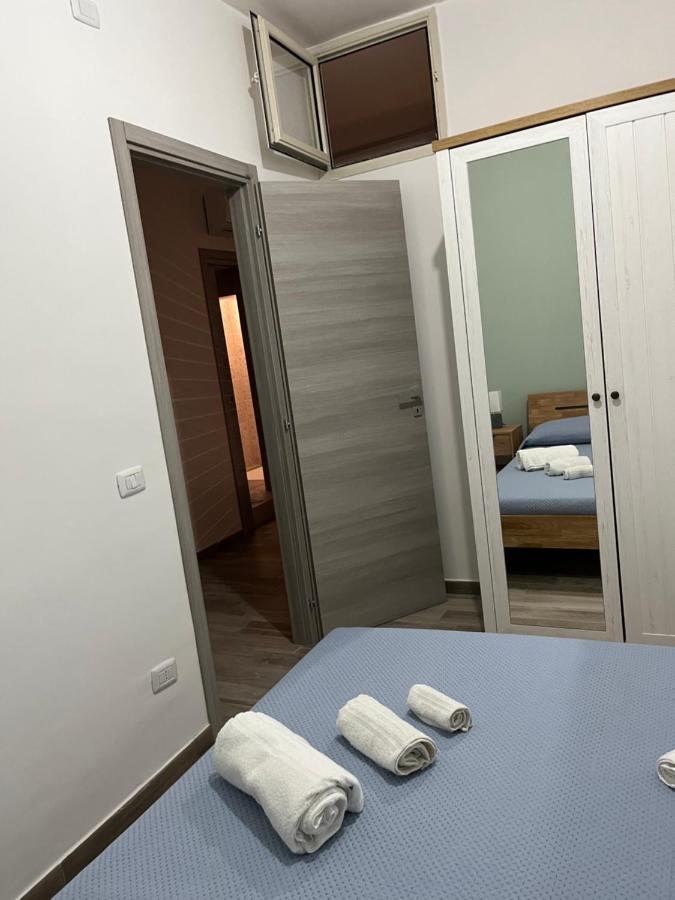 Appartement Casa Ai Tre Campanili à Gela Extérieur photo