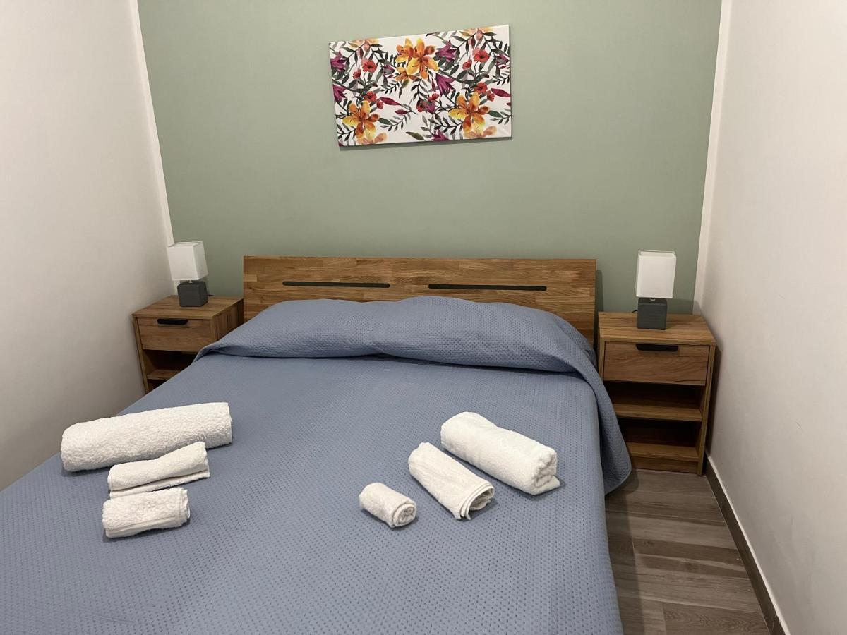 Appartement Casa Ai Tre Campanili à Gela Extérieur photo