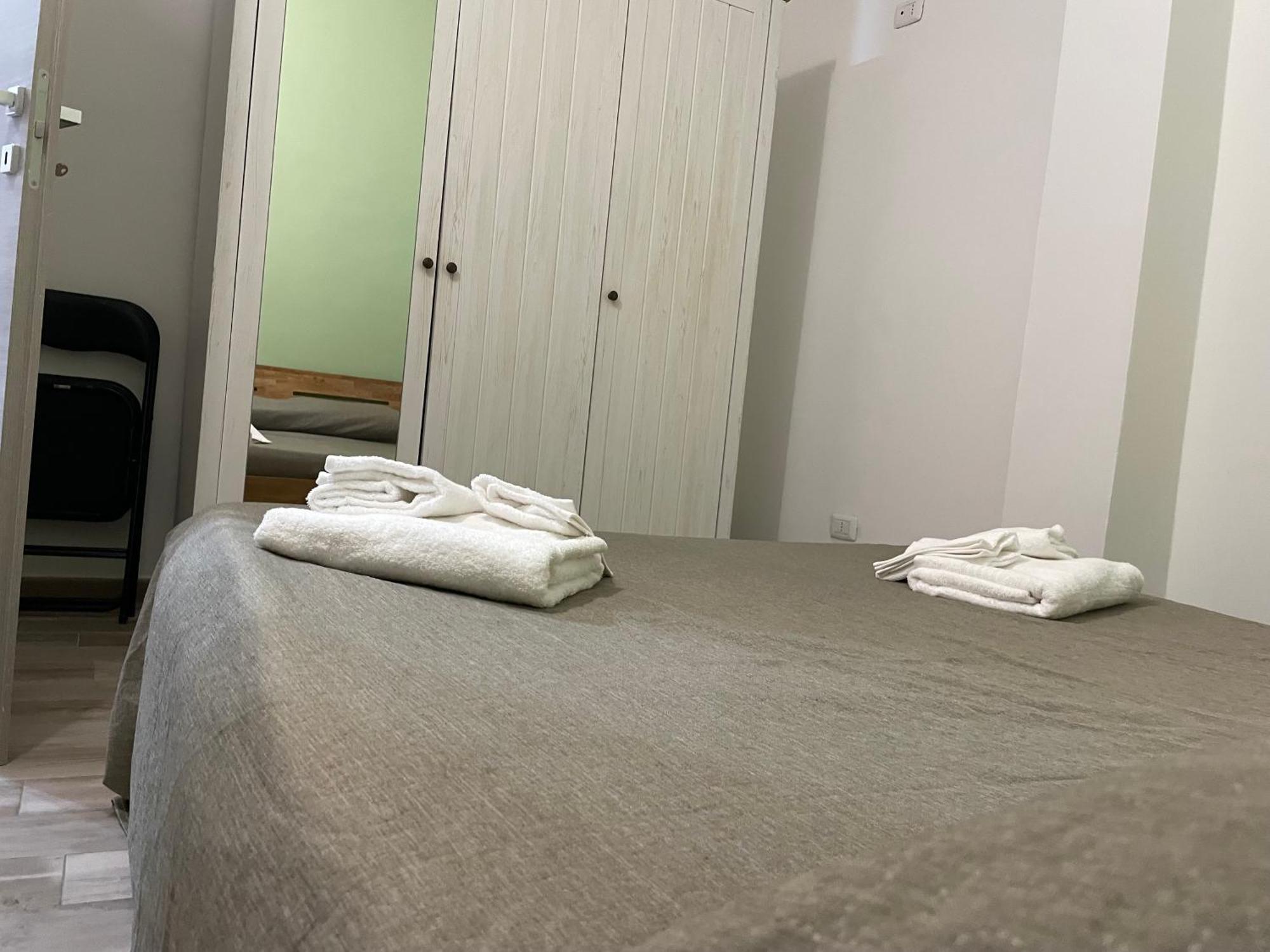 Appartement Casa Ai Tre Campanili à Gela Extérieur photo